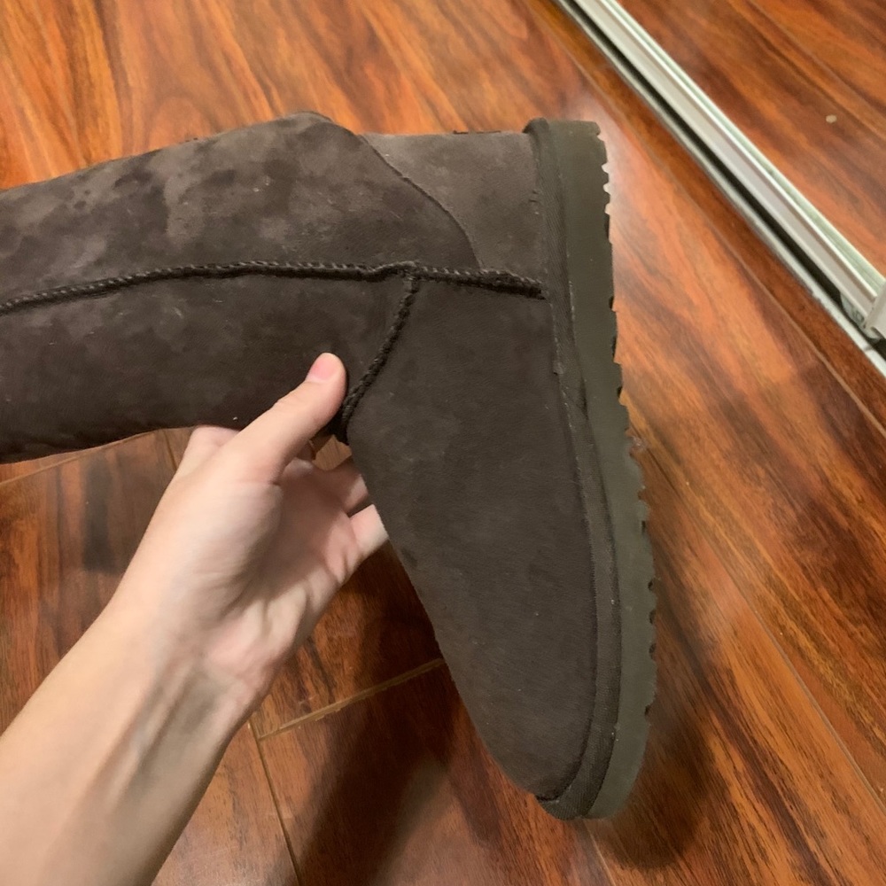 UGG boots!!! - Picture 3 of 5